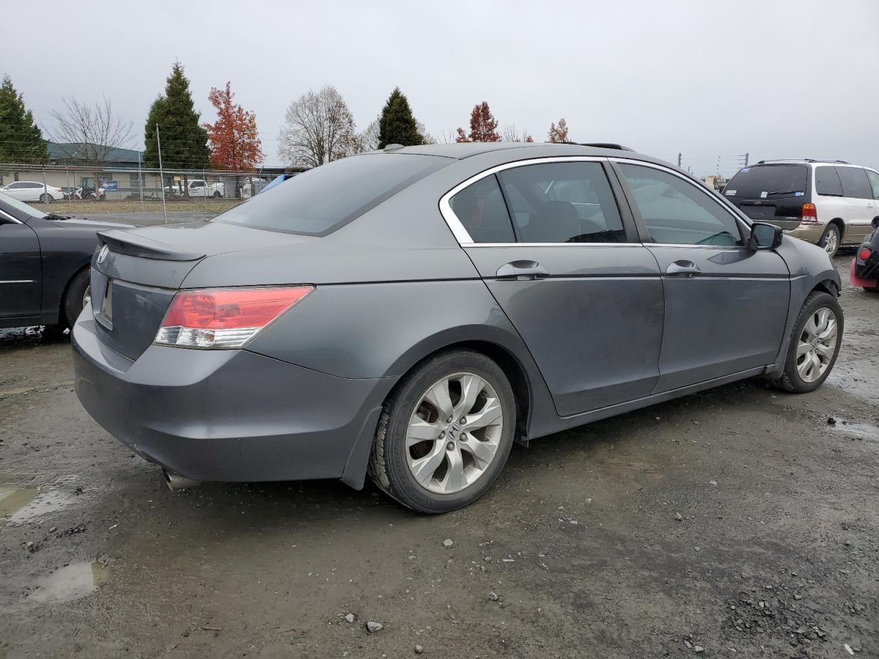 2009 Honda Accord - Image 3