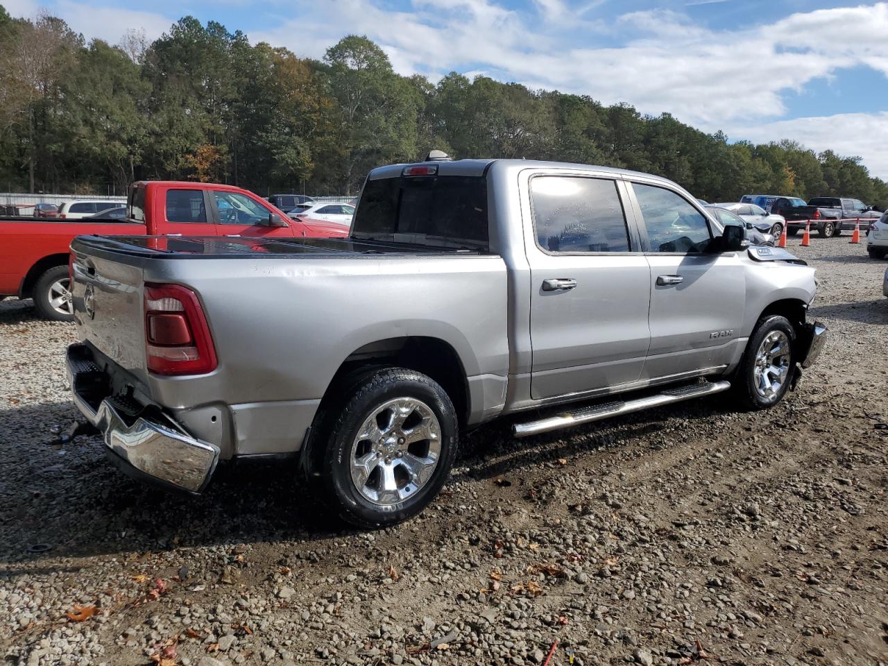 2019 RAM 1500 - Image 3