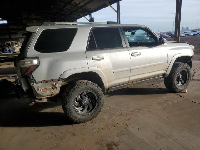  TOYOTA 4RUNNER 2016 Srebrny