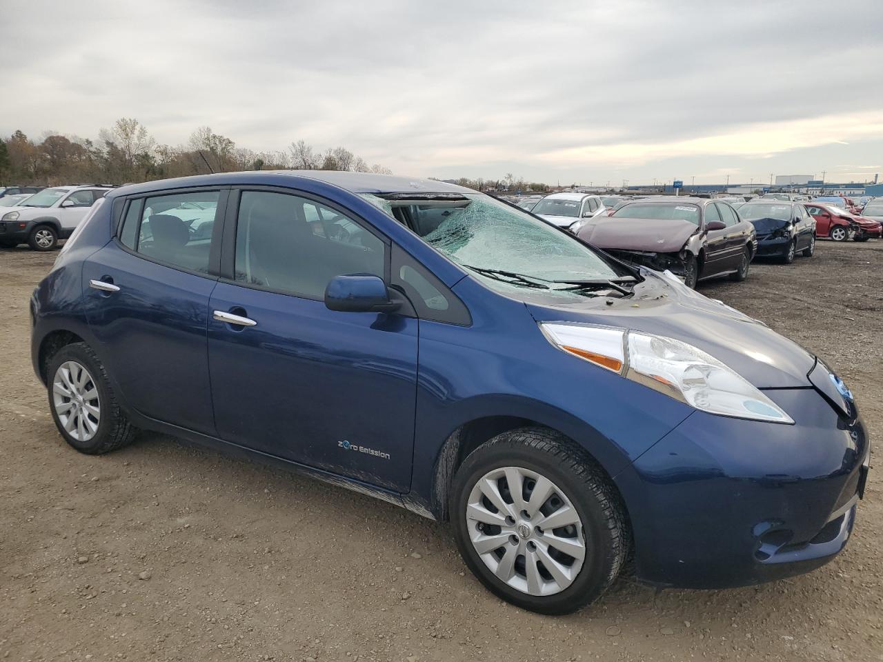 2016 Nissan Leaf - Image 4