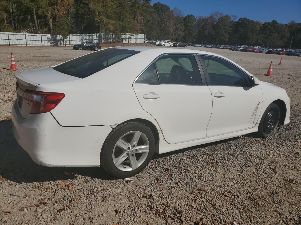 2013 Toyota Camry - Image 3