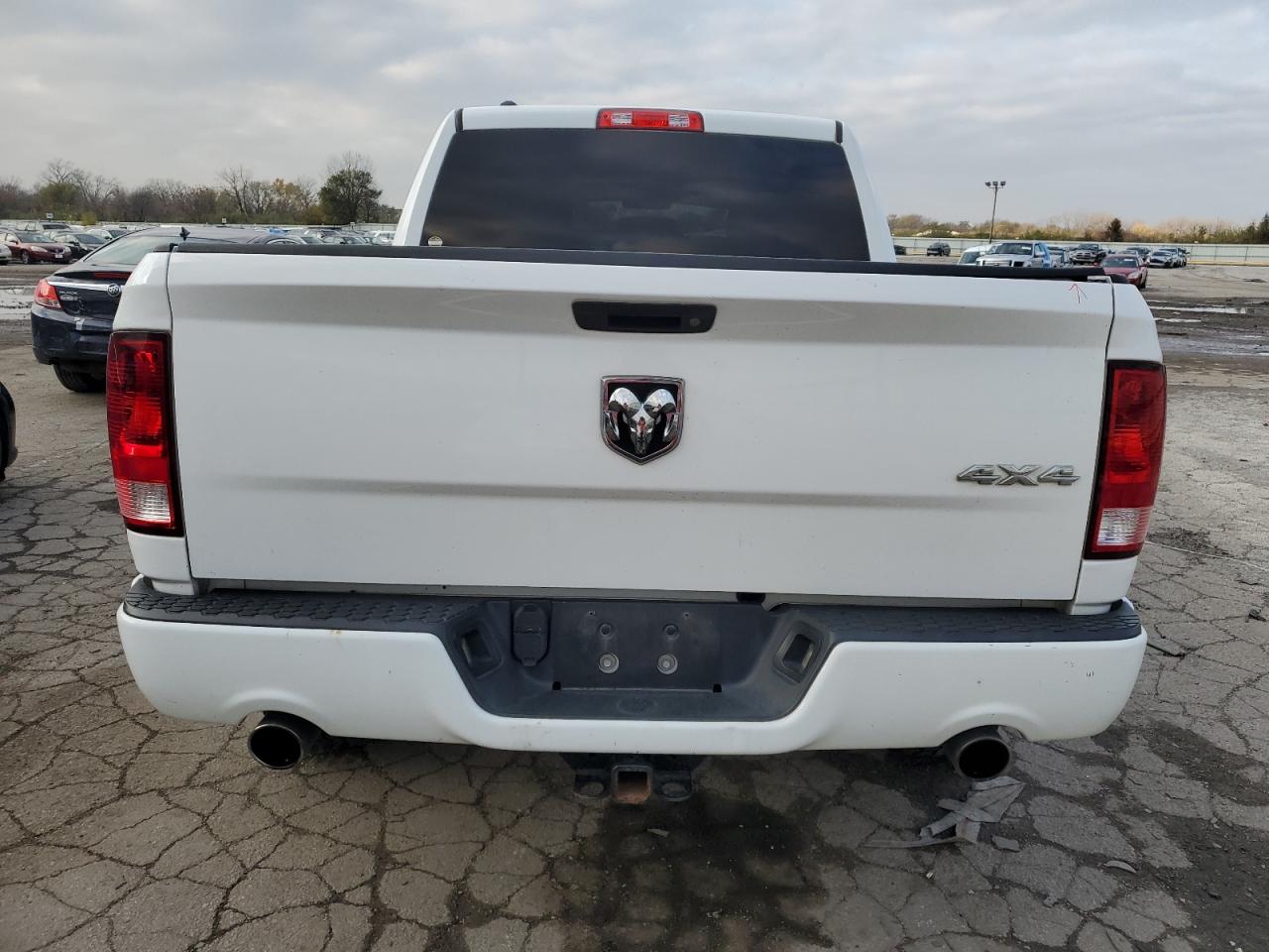 2016 RAM 1500 - Image 6