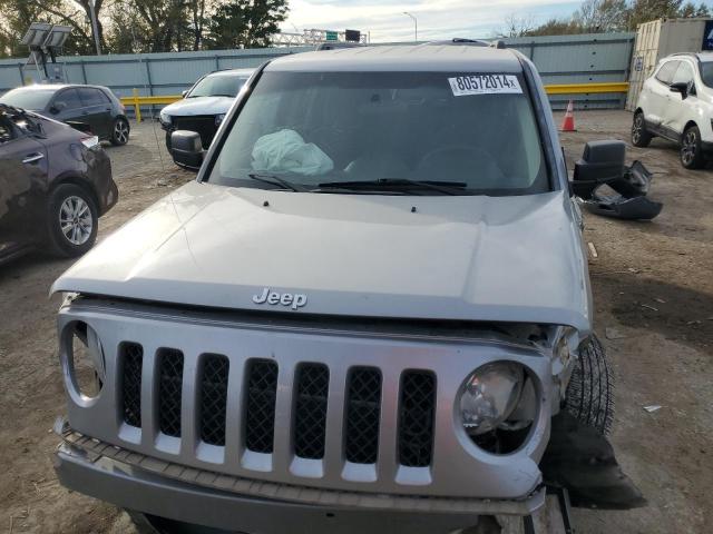 Parquets JEEP PATRIOT 2014 Srebrny