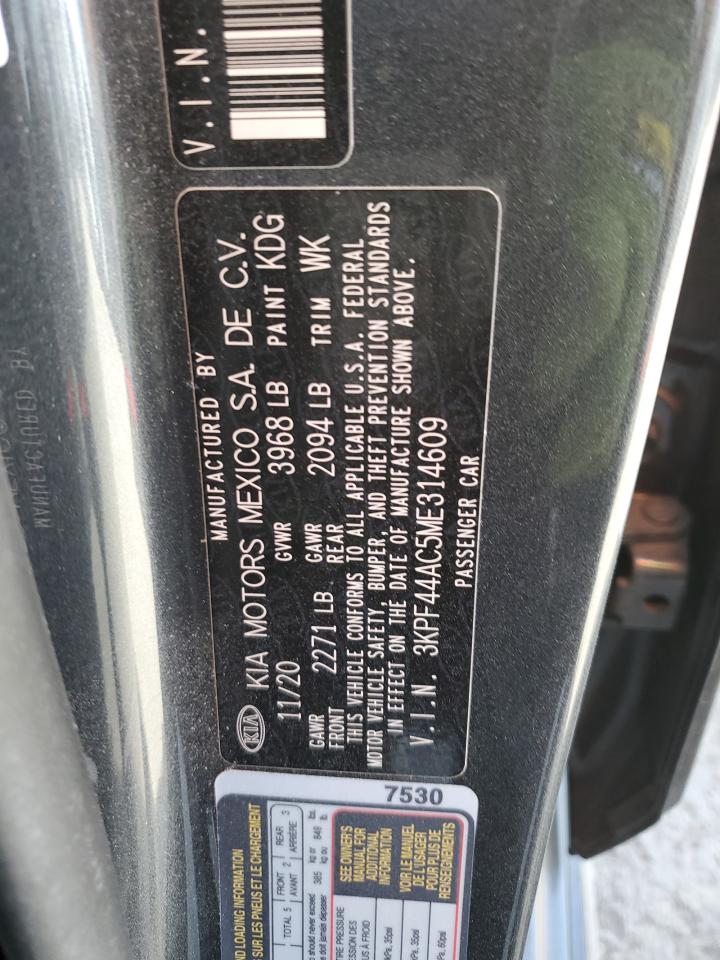 2021 Kia Forte - Image 12