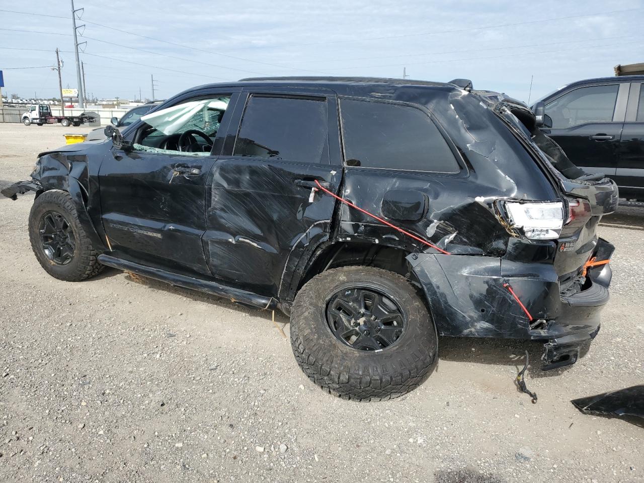 2018 Jeep Grand Cherokee - Image 2