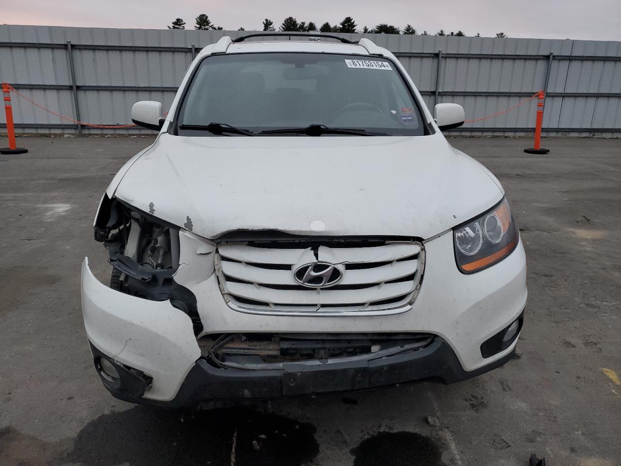 2010 Hyundai Santa Fe - Image 5