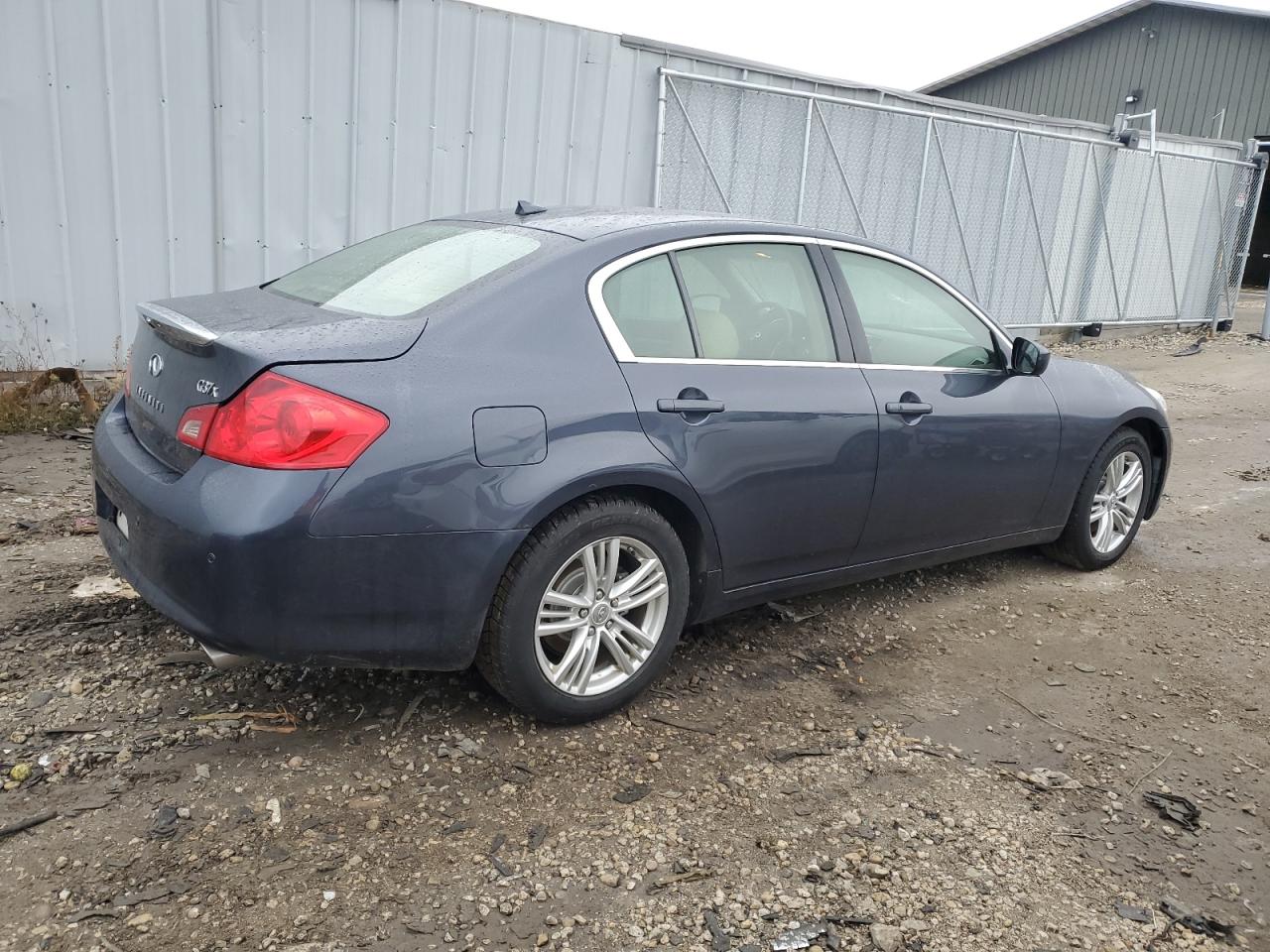 2012 Infiniti G - Image 3