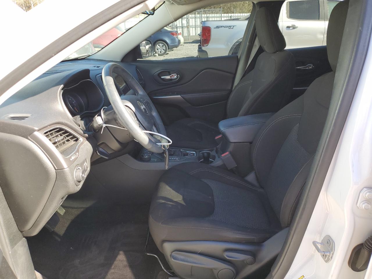 2019 Jeep Grand Cherokee - Image 7