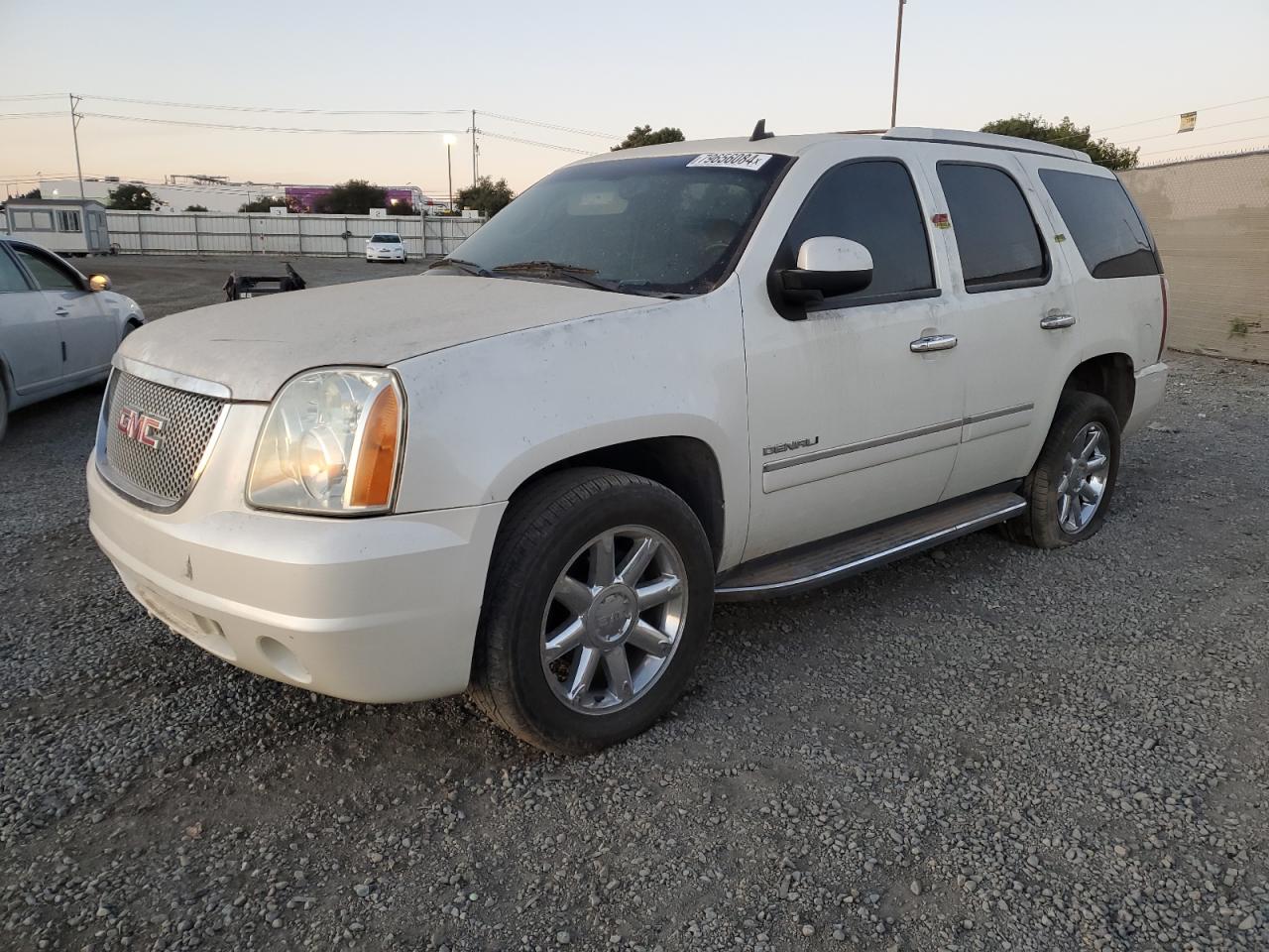 VIN 1GKS1EEF7ER180648 2014 GMC YUKON no.1