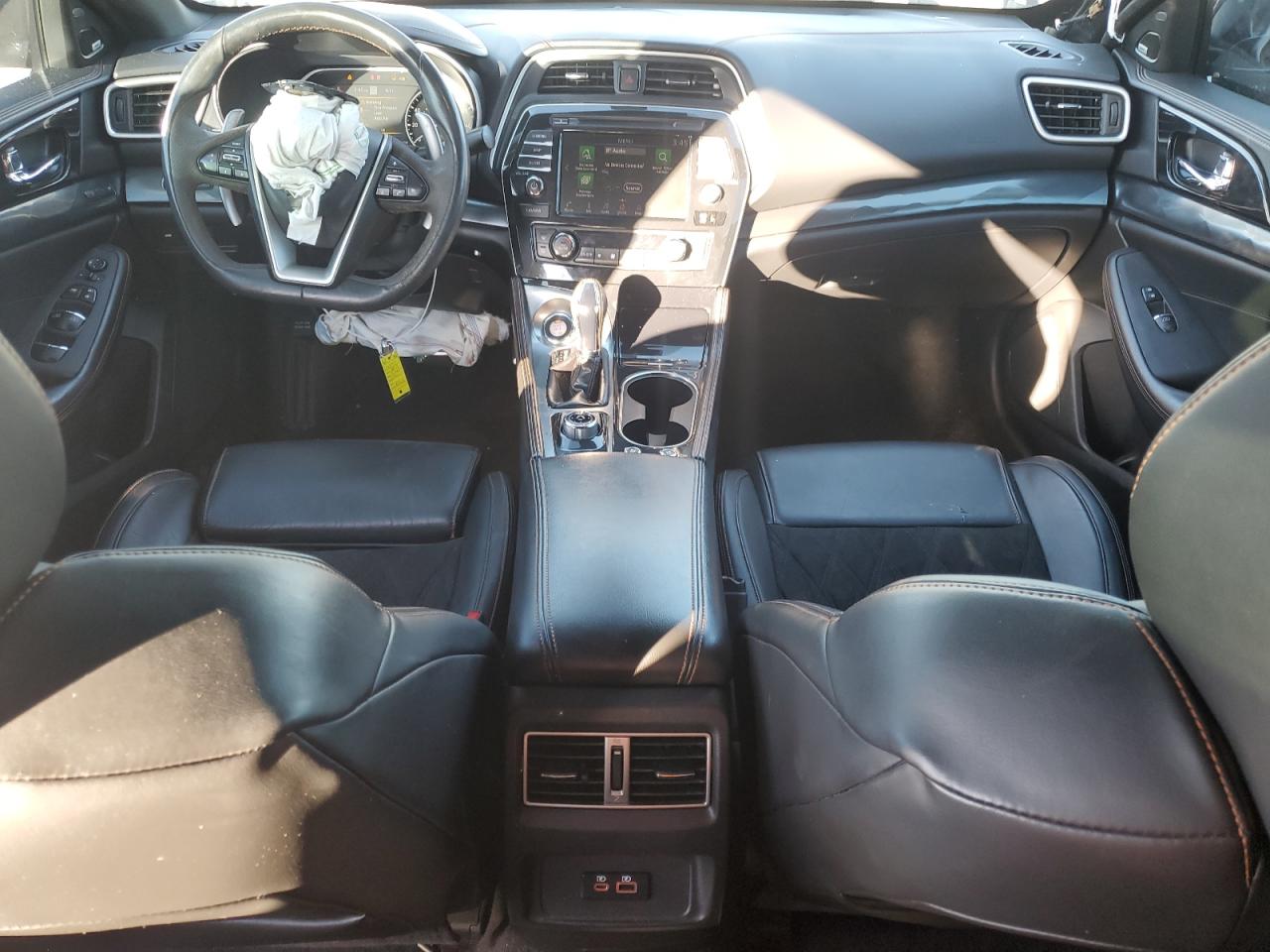2019 Nissan Maxima - Image 8