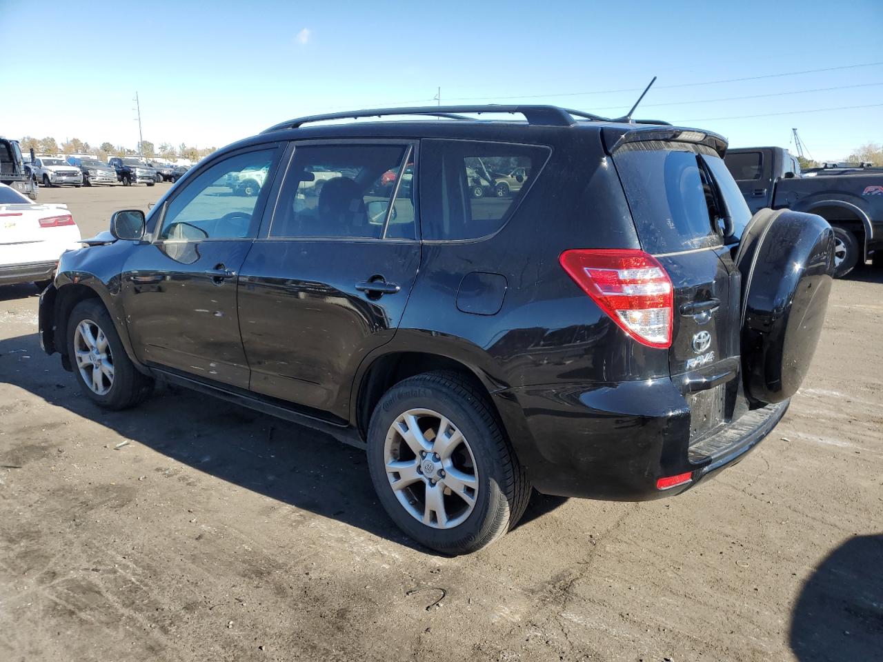 2012 Toyota RAV 4 - Image 2