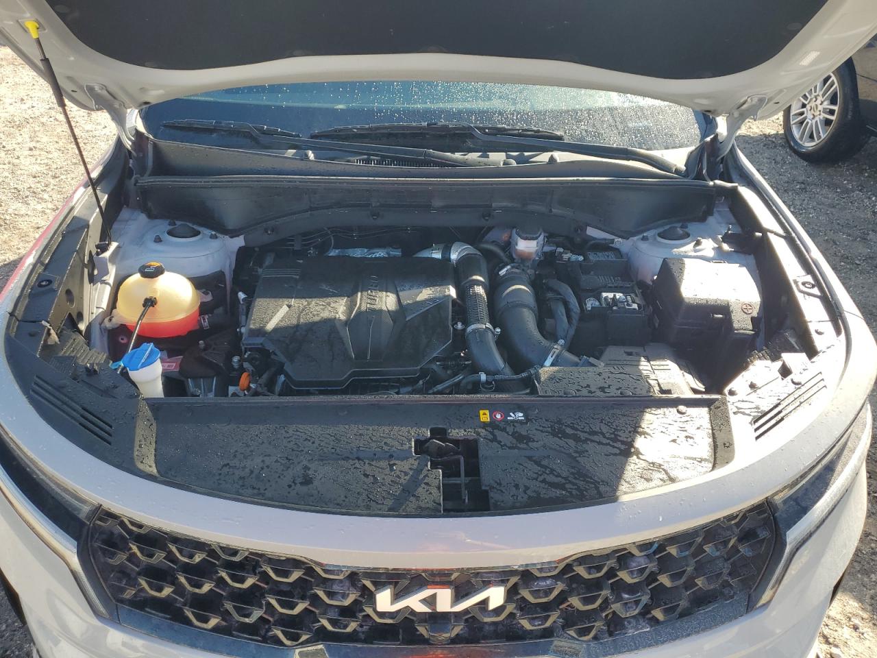 2022 Kia Sorento - Image 13