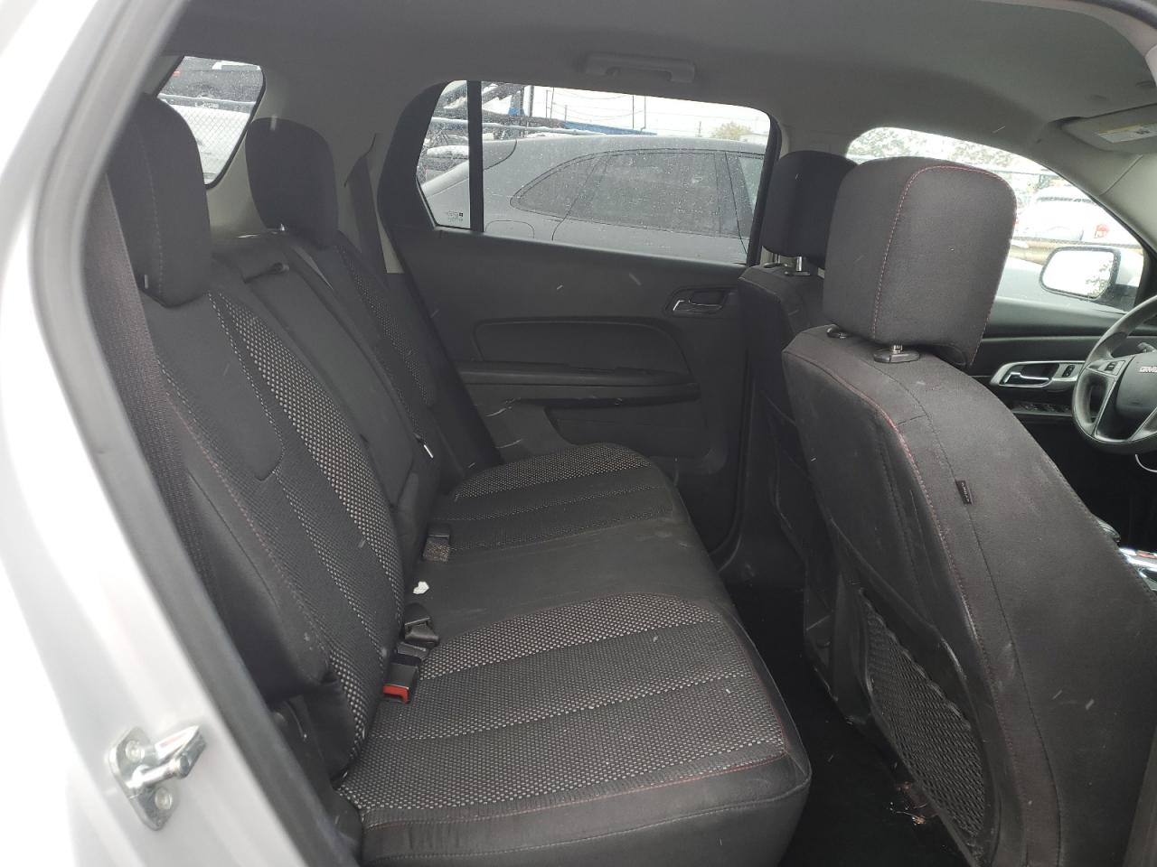 2016 GMC Terrain - Image 11
