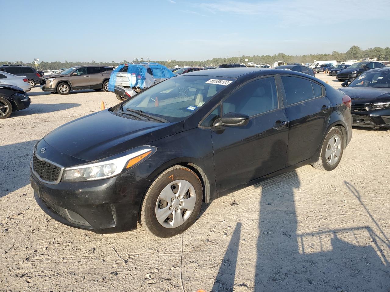 VIN 3KPFK4A75JE209525 2018 KIA FORTE no.1