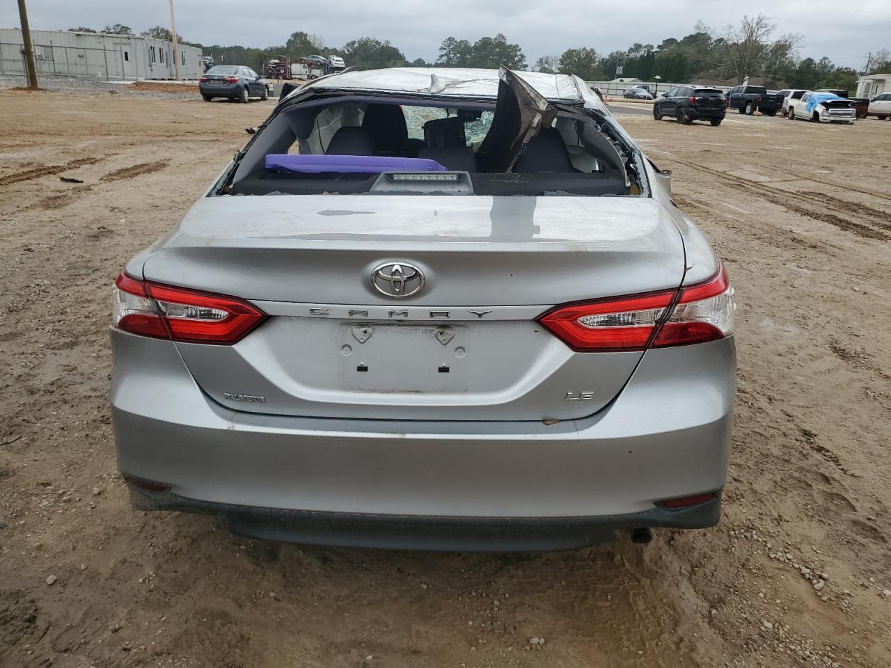 2020 Toyota Camry - Image 6