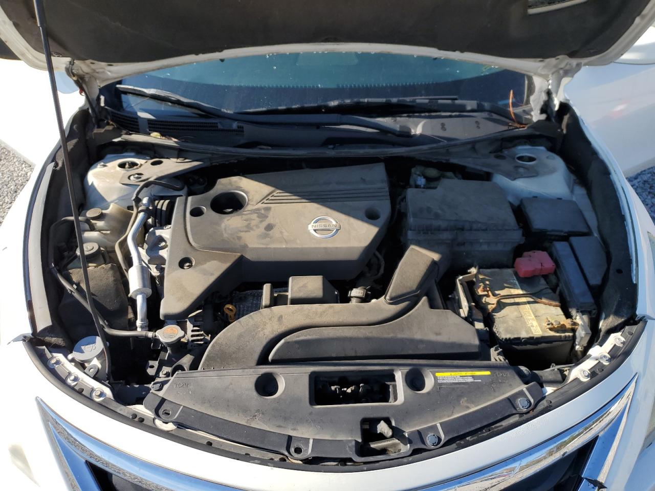 2015 Nissan Altima - Image 11