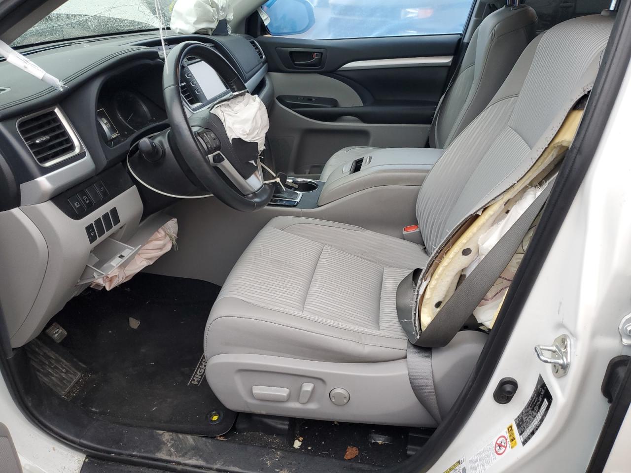 2019 Toyota Highlander - Image 7
