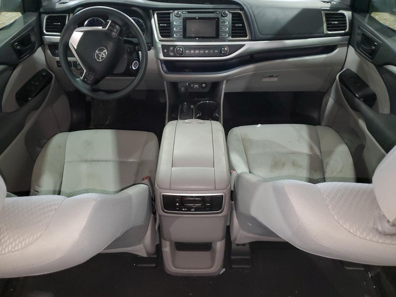 2019 Toyota Highlander - Image 8