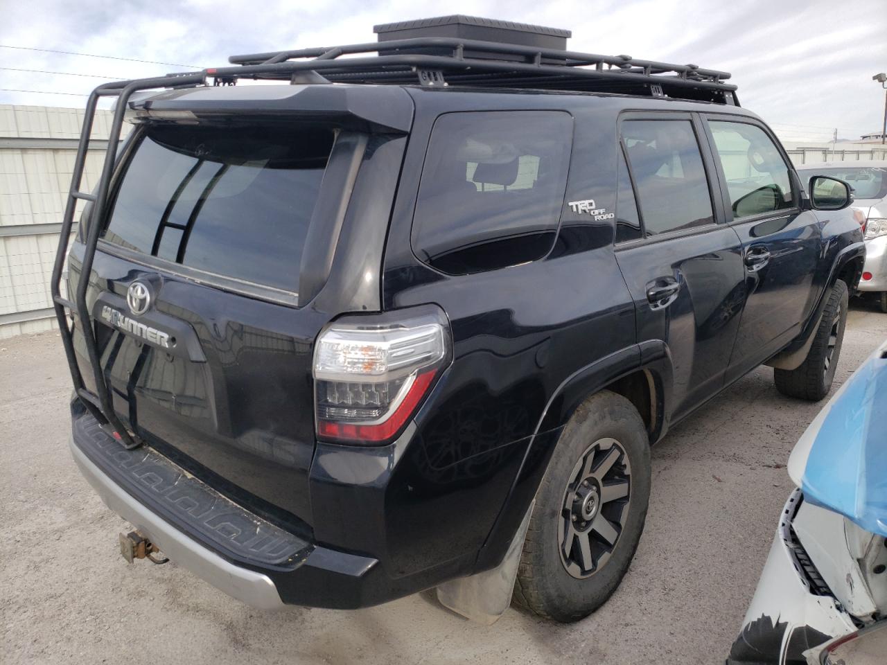 VIN JTEBU5JR4J5500833 2018 TOYOTA 4RUNNER no.3