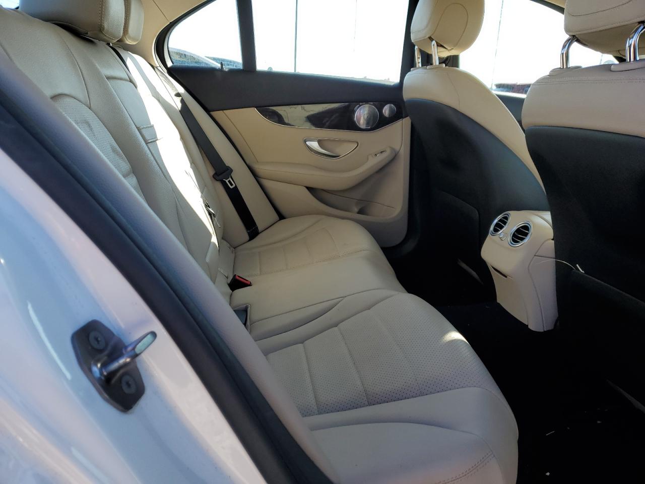 2016 Mercedes-Benz C-klasse - Image 10