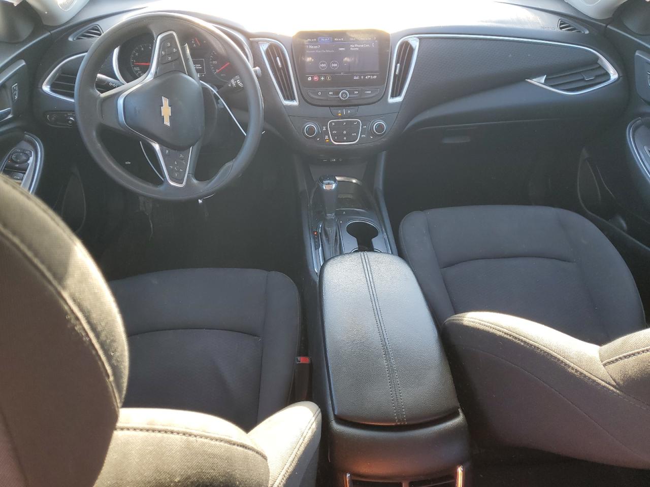 2020 Chevrolet Malibu - Image 8