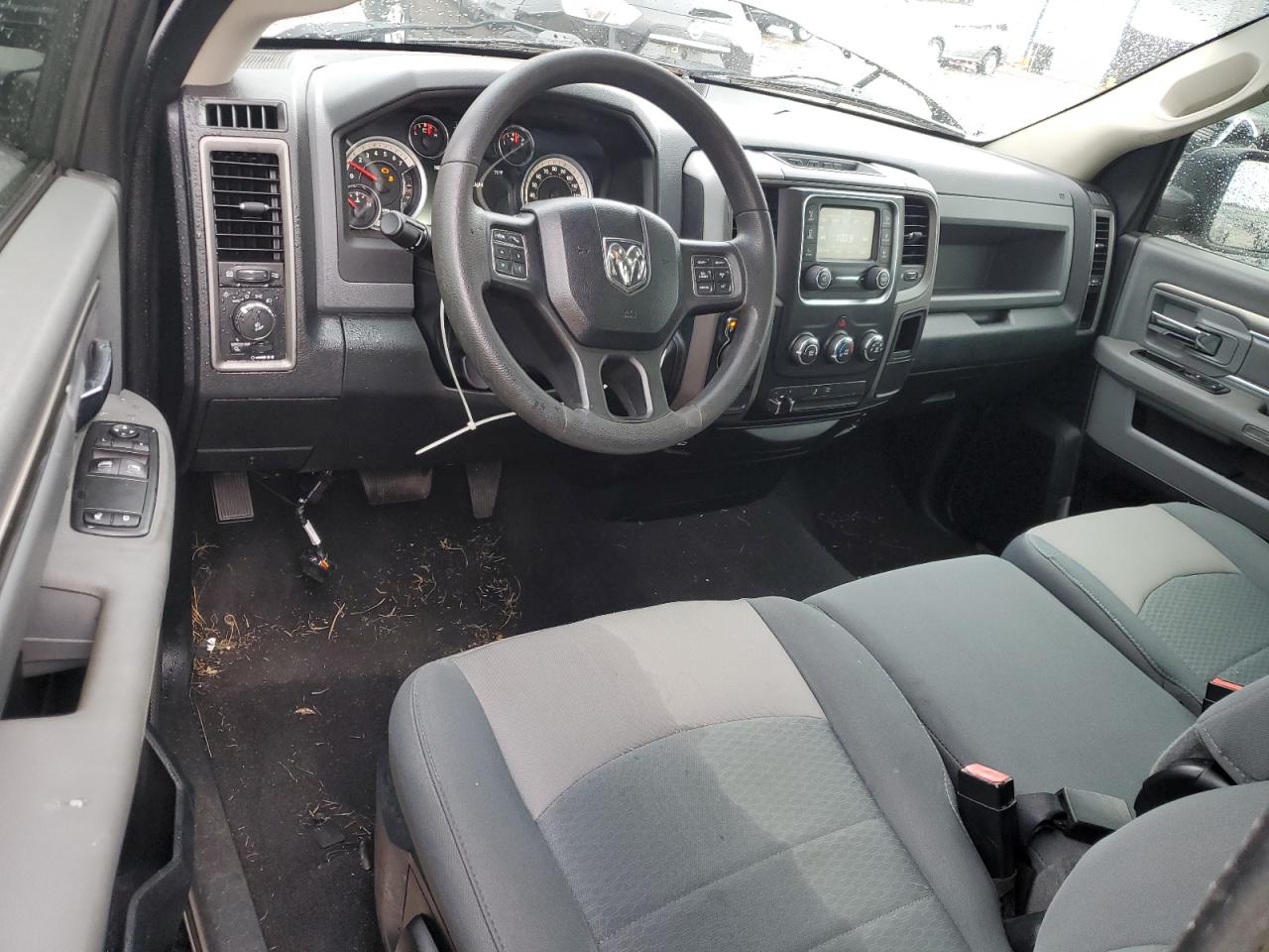 2015 RAM 1500 - Image 8