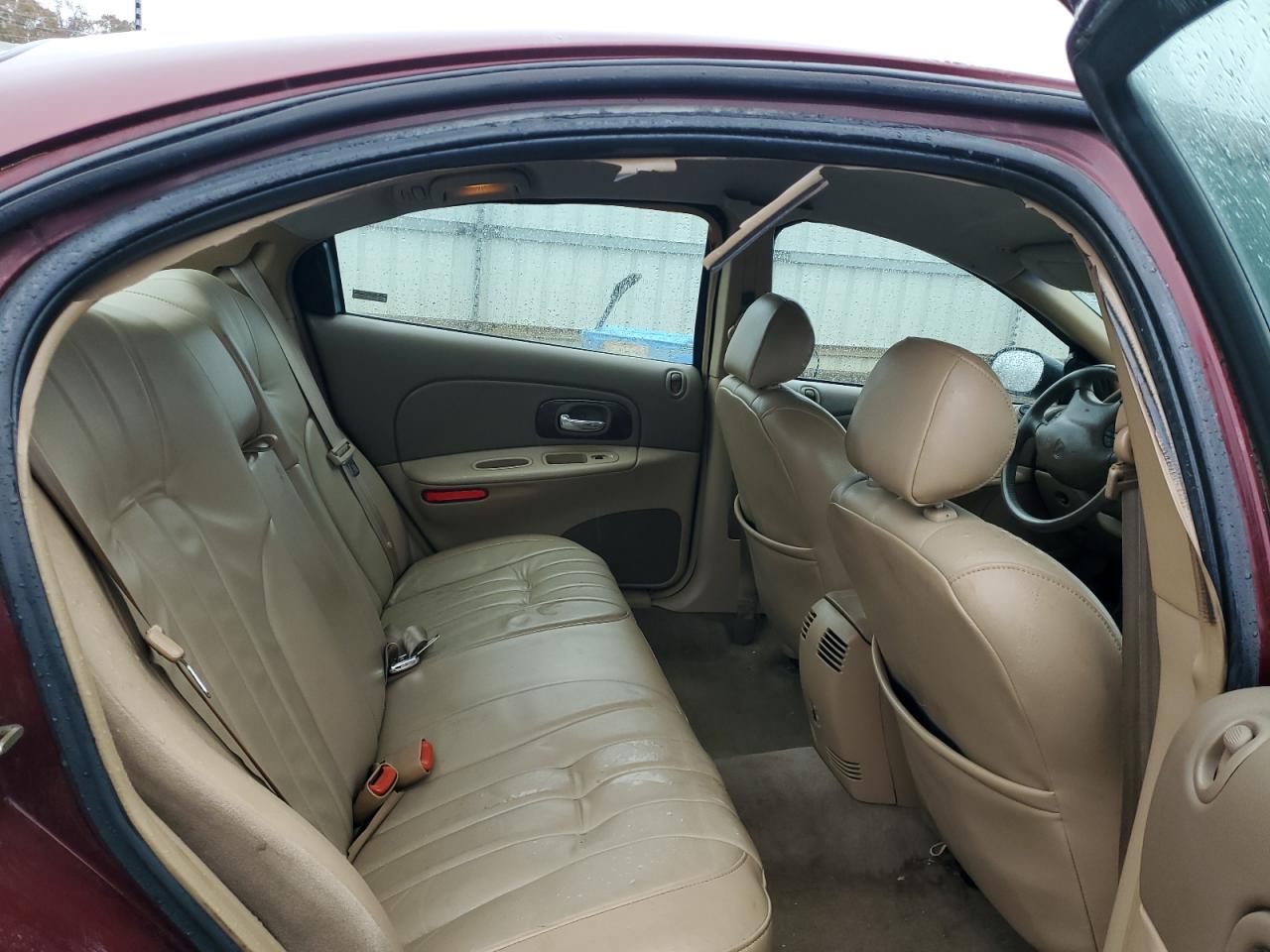 2000 Chrysler Concorde - Image 10