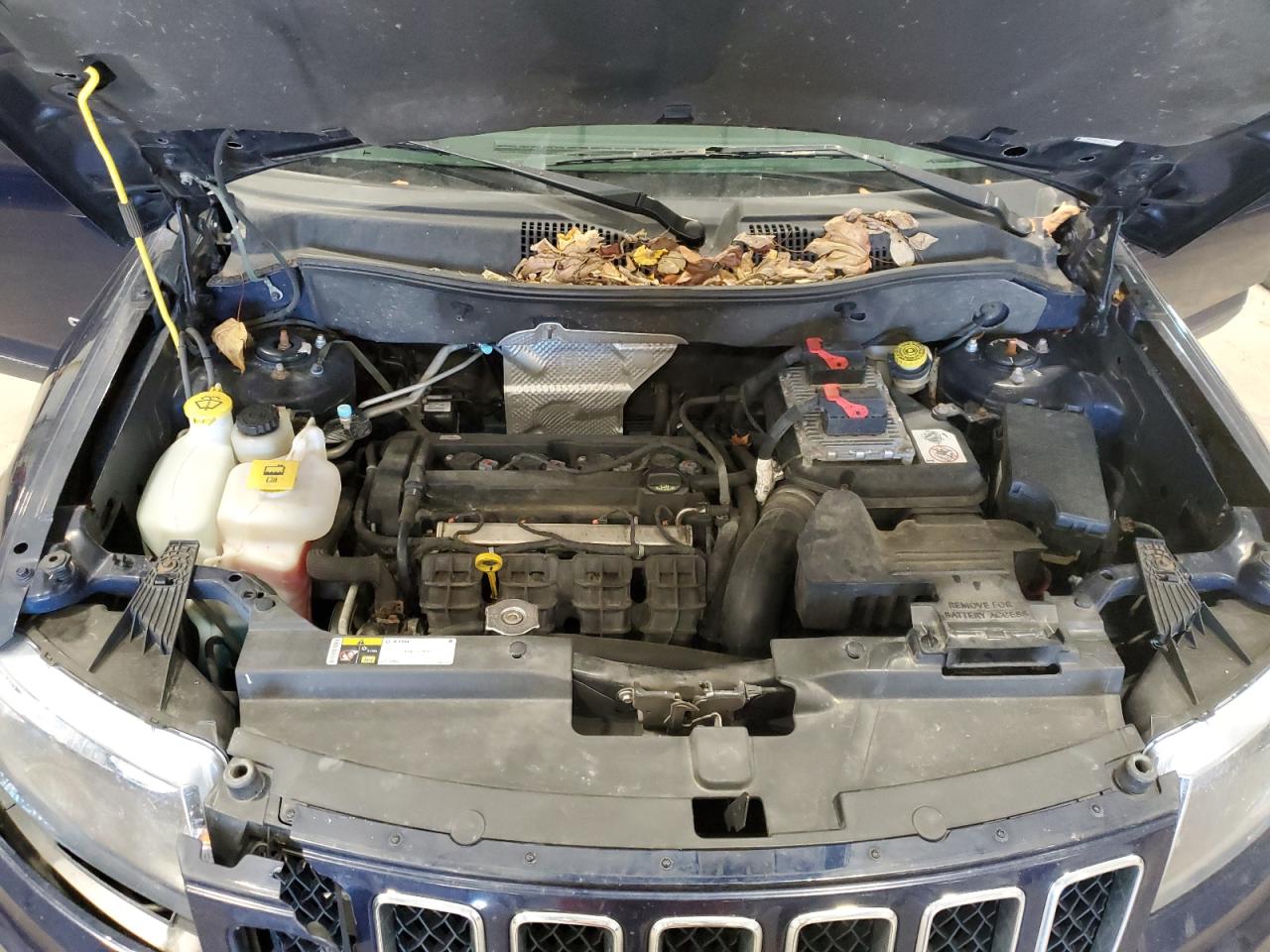 2014 Jeep Compass - Image 13