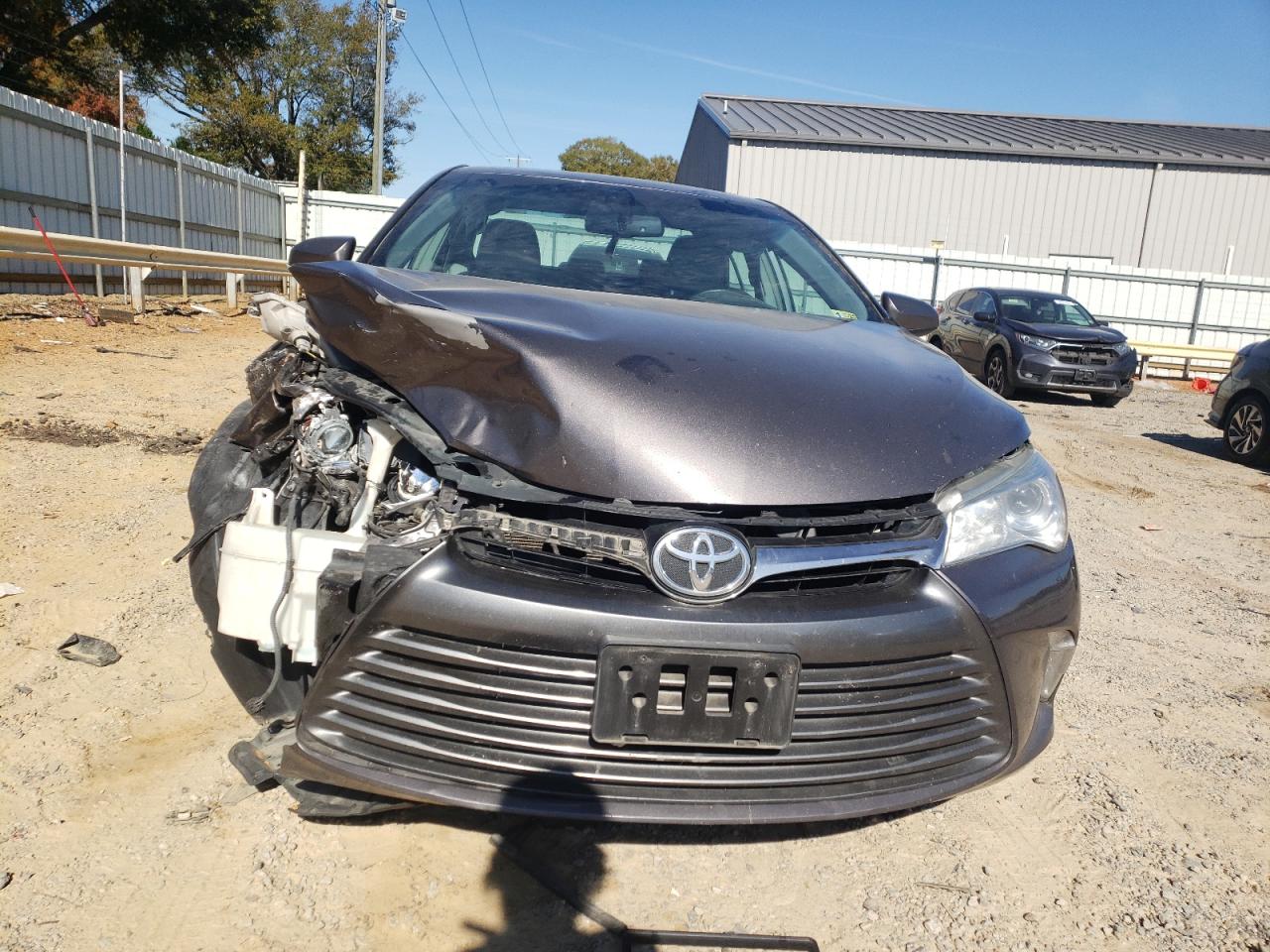 VIN 4T1BF1FK3FU886365 2015 TOYOTA CAMRY no.5