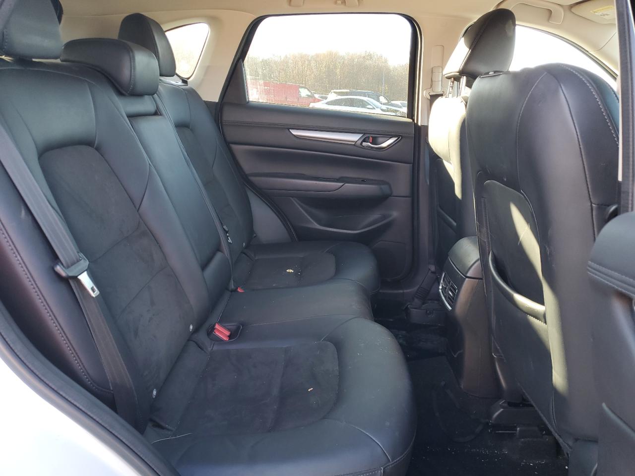 2017 Mazda CX-5 - Image 12