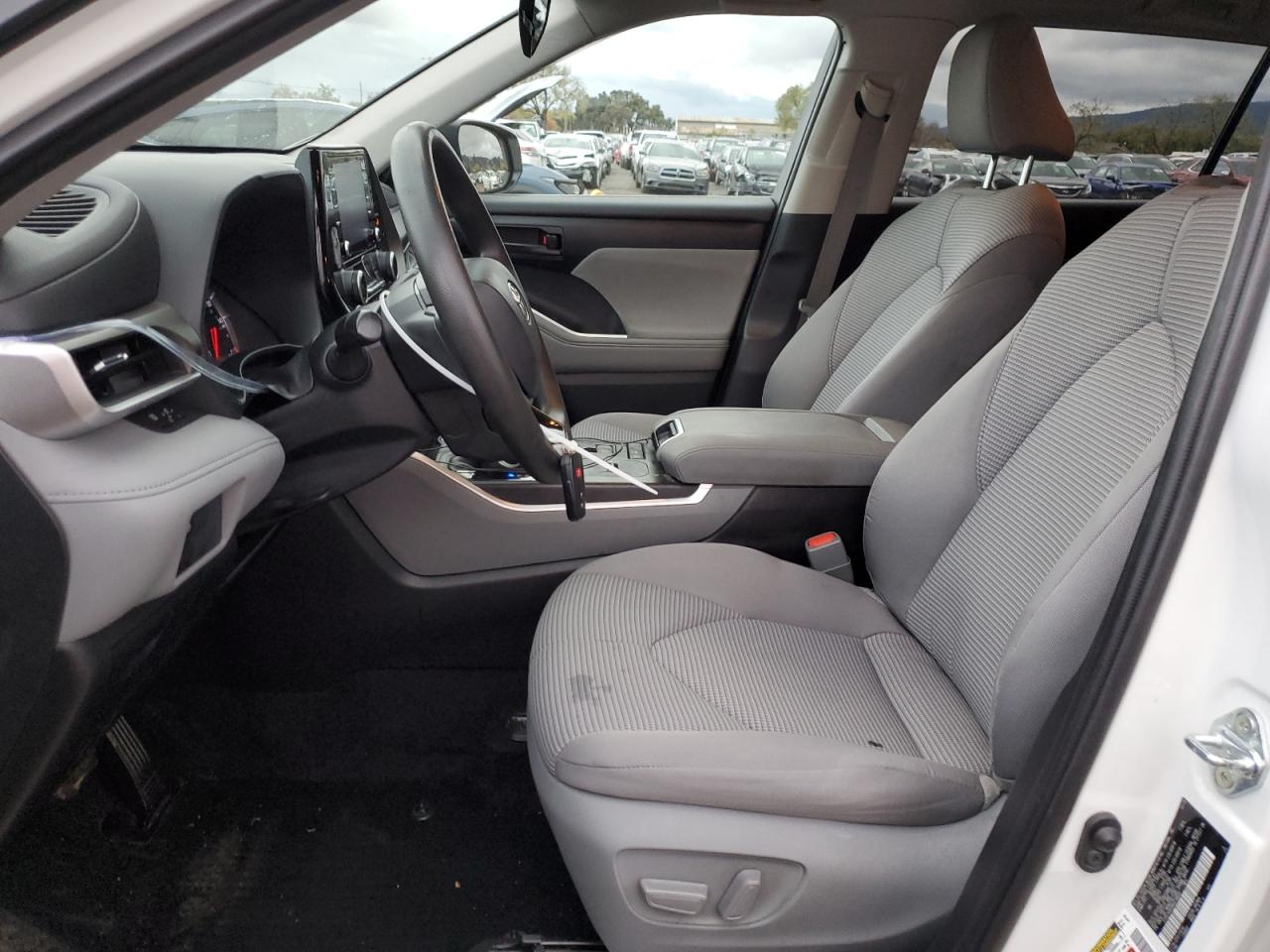 2021 Toyota Highlander - Image 7