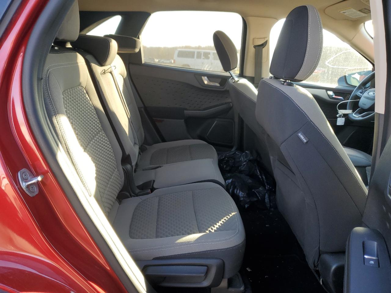 2020 Ford Escape - Image 11