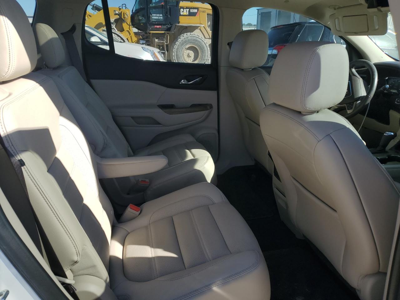 2019 GMC Acadia - Image 11