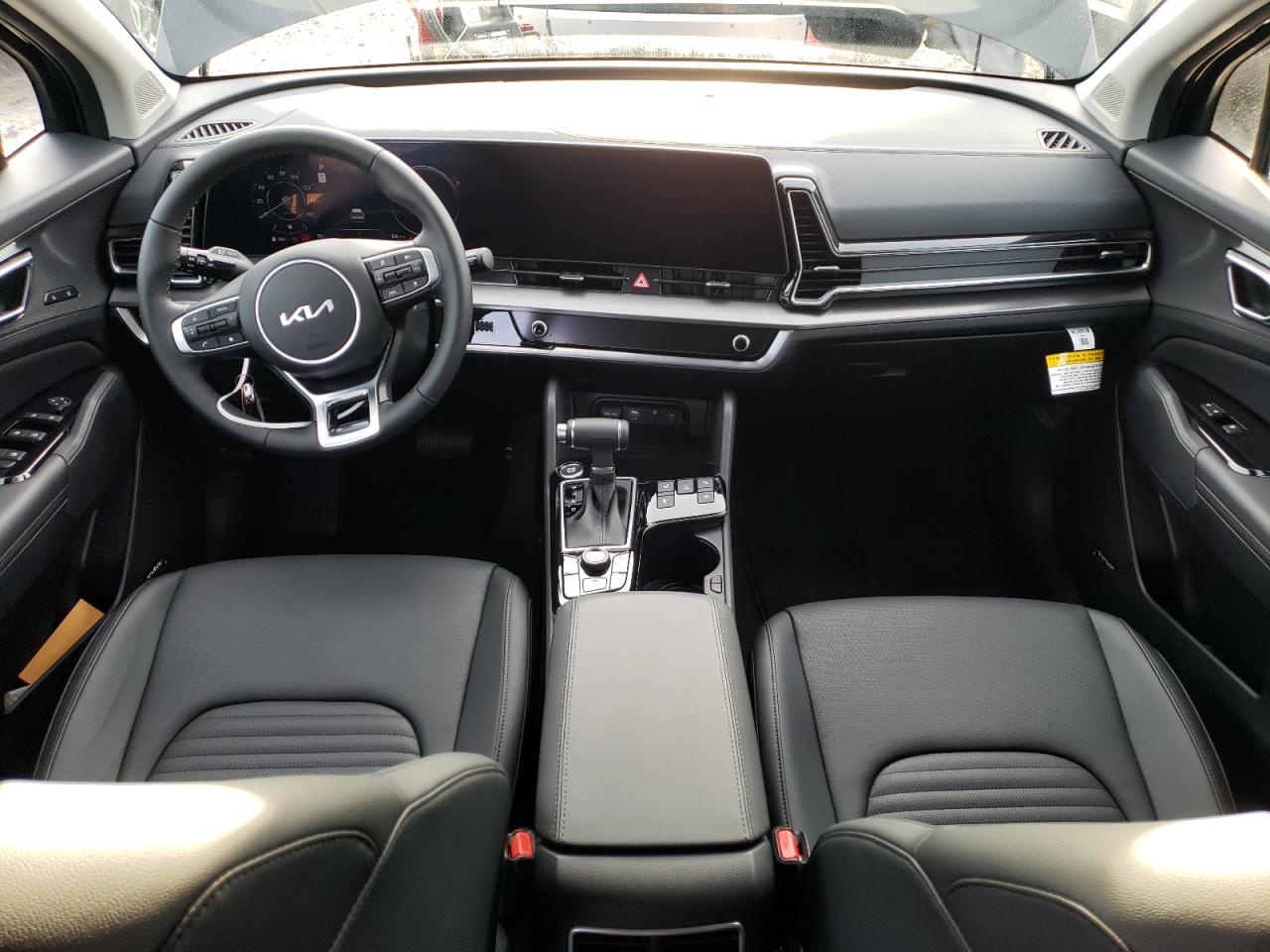 2024 Kia Sportage - Image 8