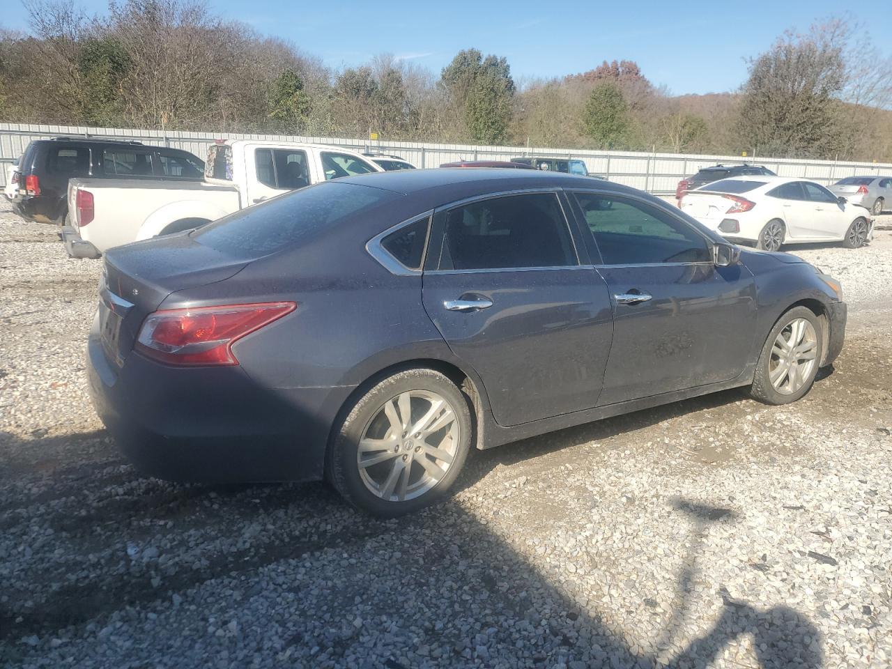 2013 Nissan Altima - Image 3
