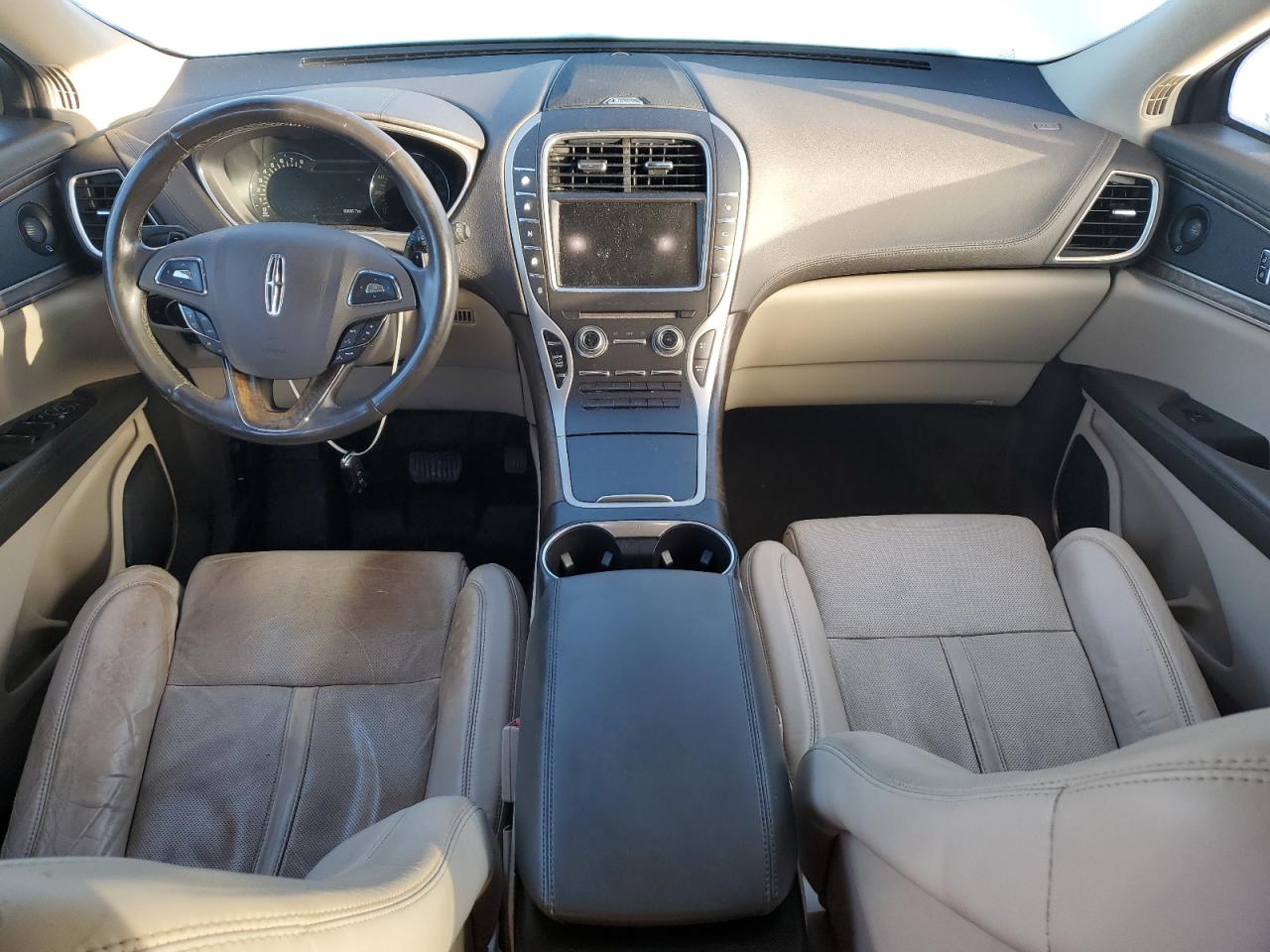 2017 Lincoln MKX - Image 8