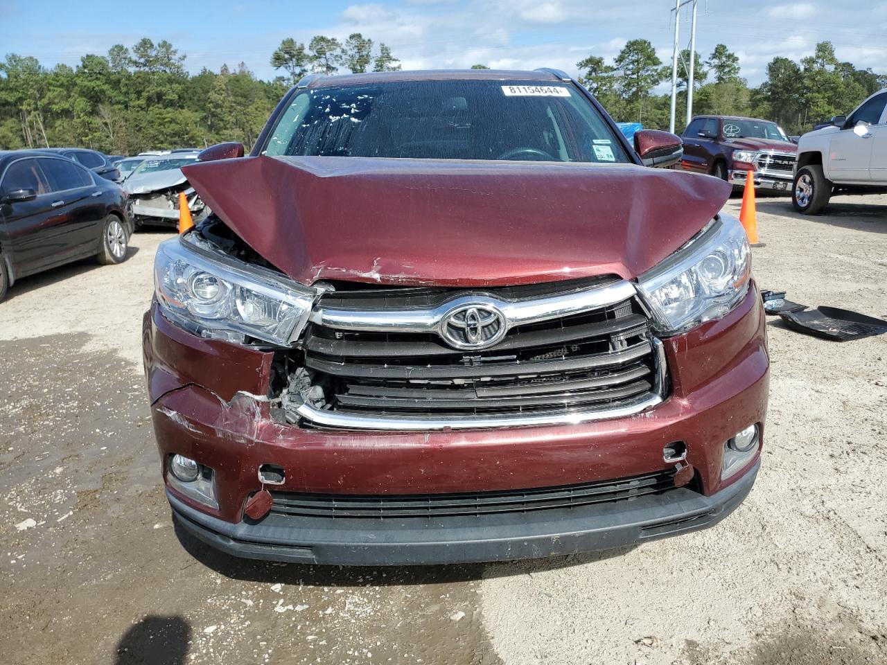 2015 Toyota Highlander - Image 5
