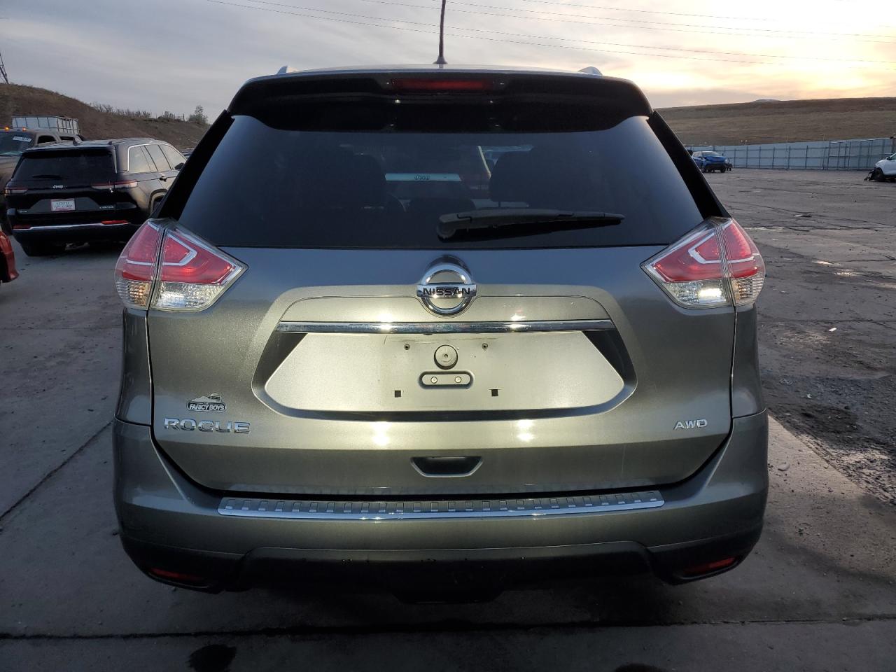 2016 Nissan Rogue S VIN: JN8AT2MV0GW145645 Lot: 82573574