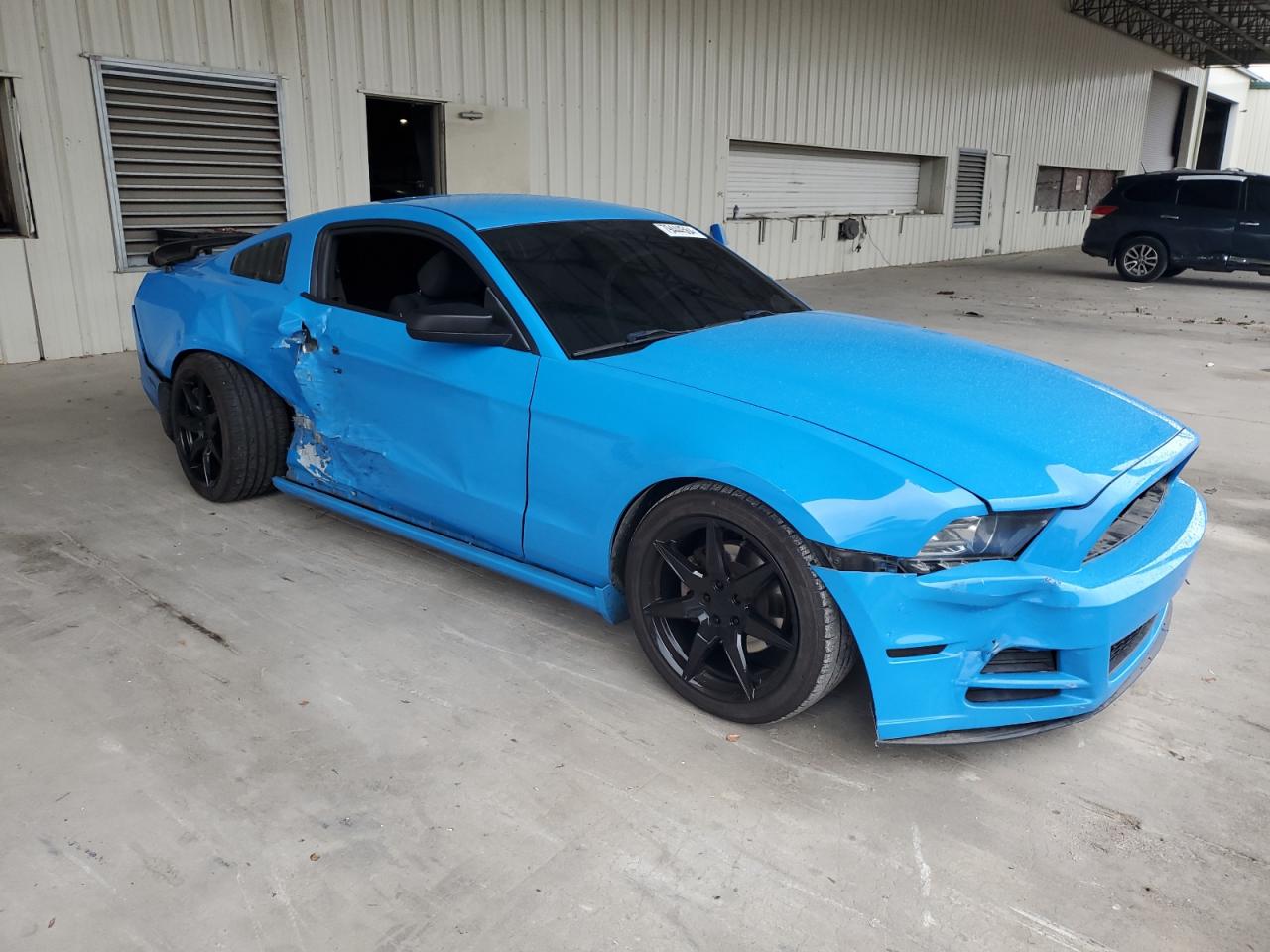 2014 Ford Mustang - Image 4