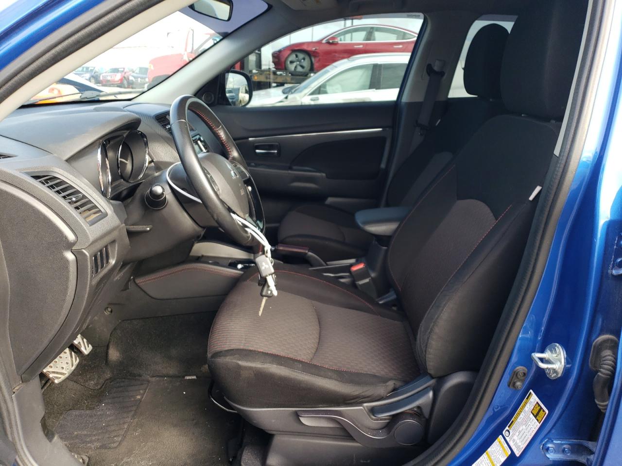 2018 Mitsubishi Outlander - Image 7