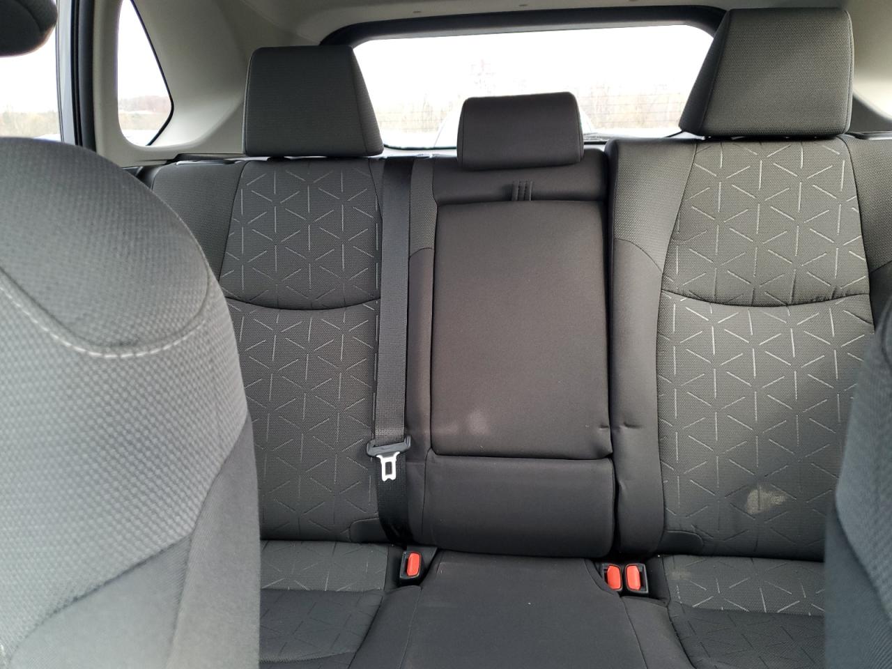 2021 Toyota RAV 4 - Image 10