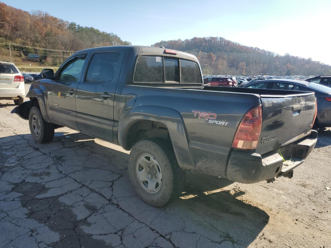 2011 Toyota Tacoma - Image 2