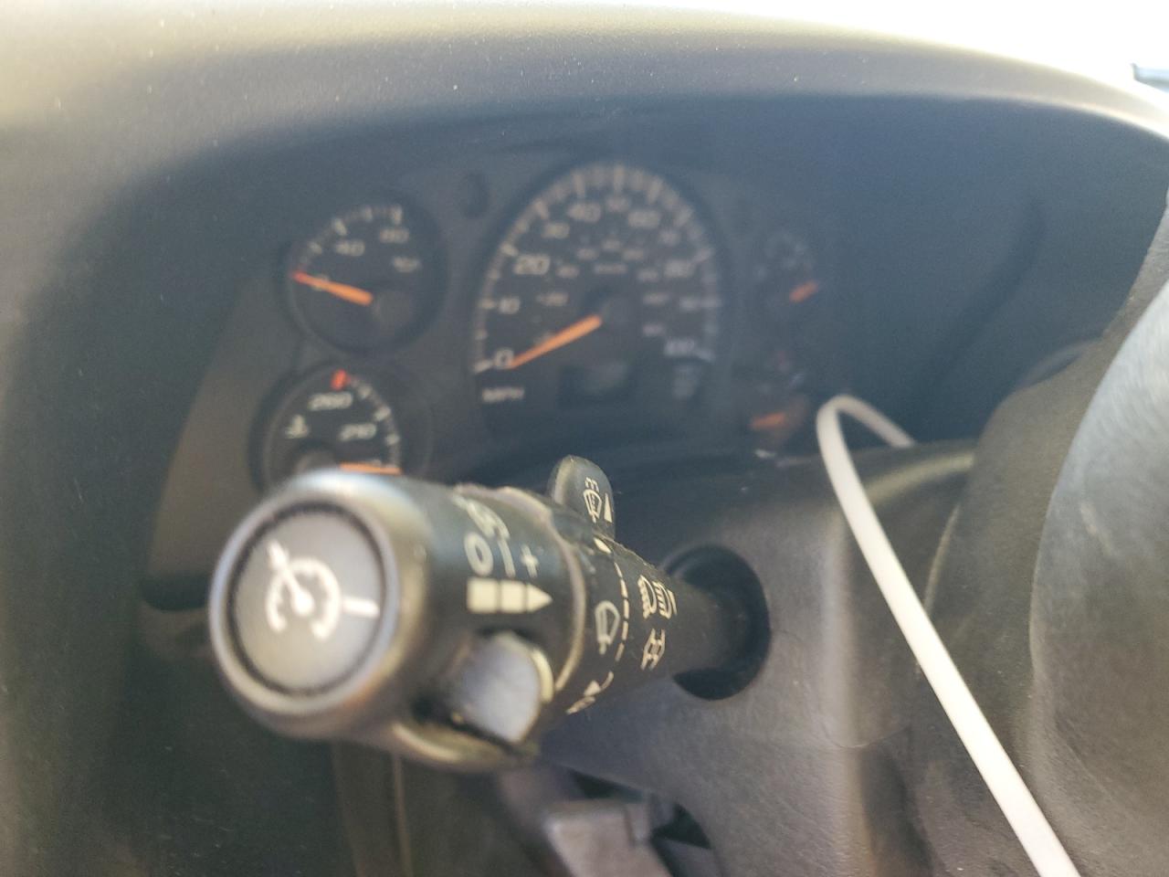 2006 Chevrolet Express G3500 VIN: 1GBJG31U86111071 Lot: 81103874