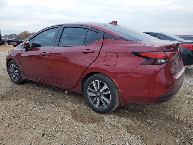  NISSAN VERSA 2022 Красный