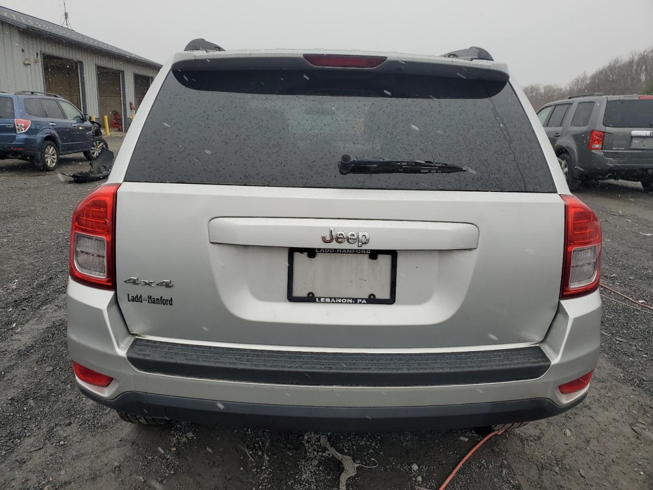 2011 Jeep Compass - Image 6