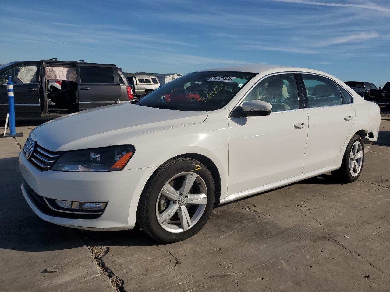 2015 Volkswagen Passat - Image 1