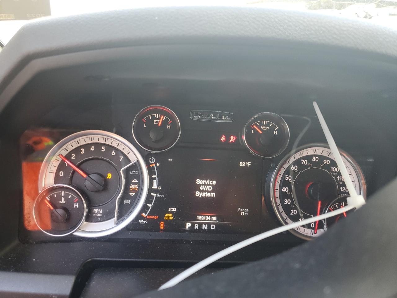 2020 RAM 1500 - Image 9