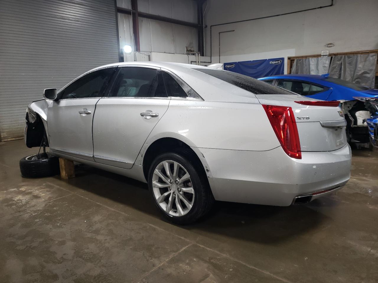 2017 Cadillac XTS - Image 2