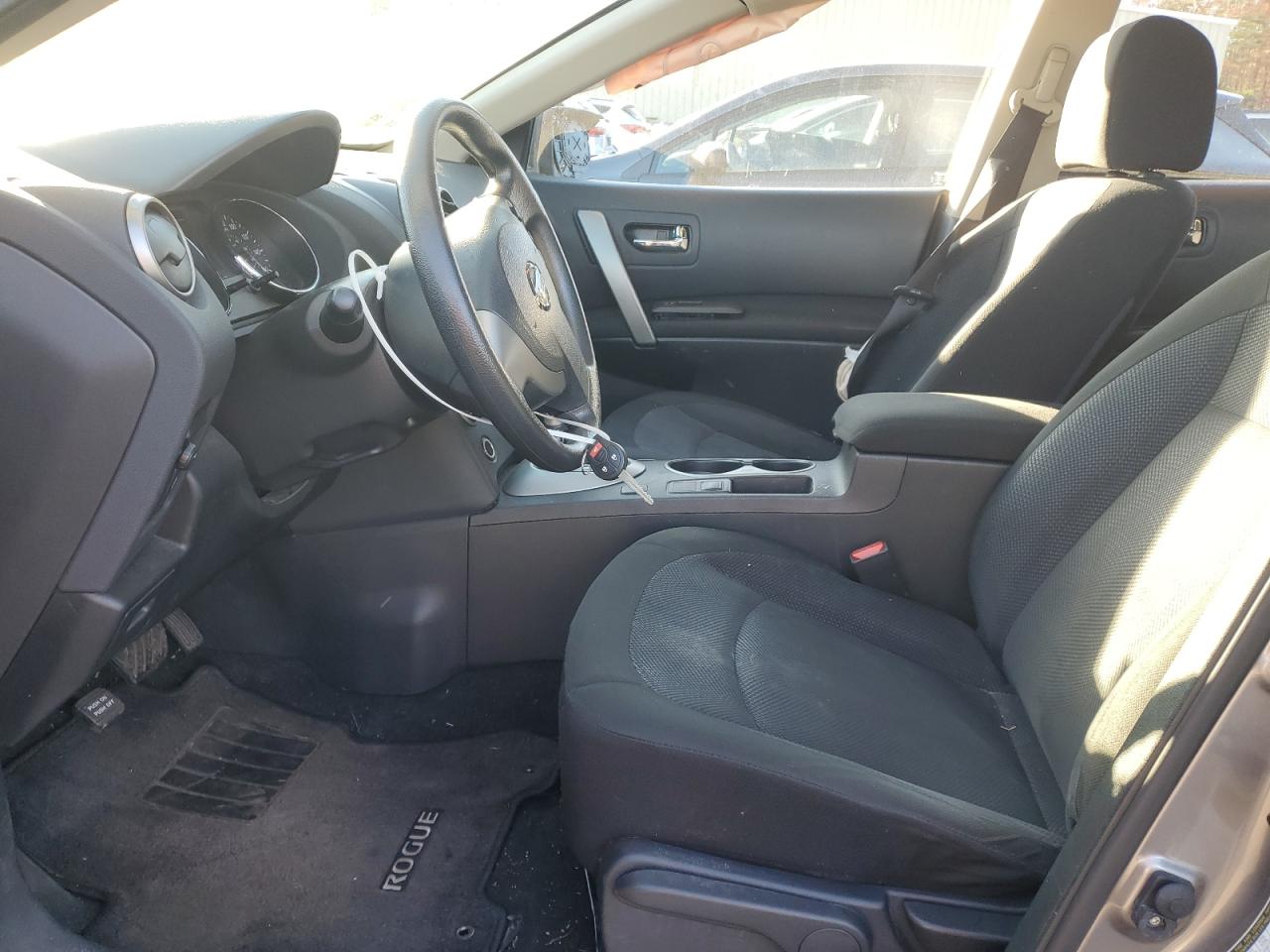 2013 Nissan Rogue - Image 7