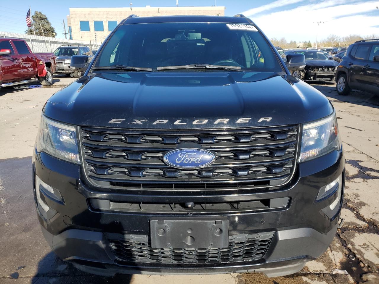 2016 Ford Explorer - Image 5